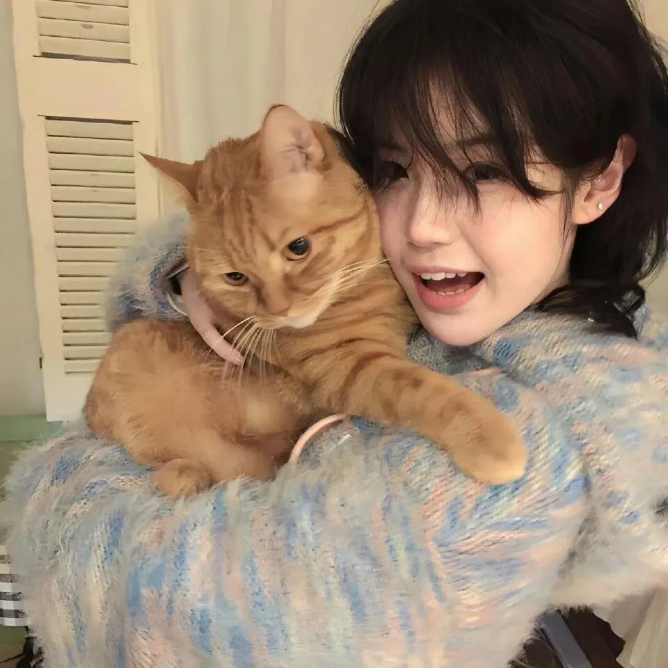 我妈偷听我的心声，带着三娃改嫁